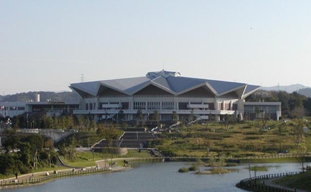 写真:北九州立総合体育館