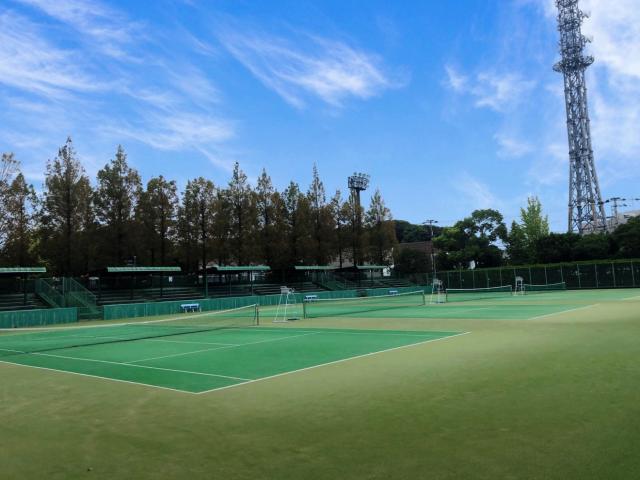 写真:福岡県営名島運動公園