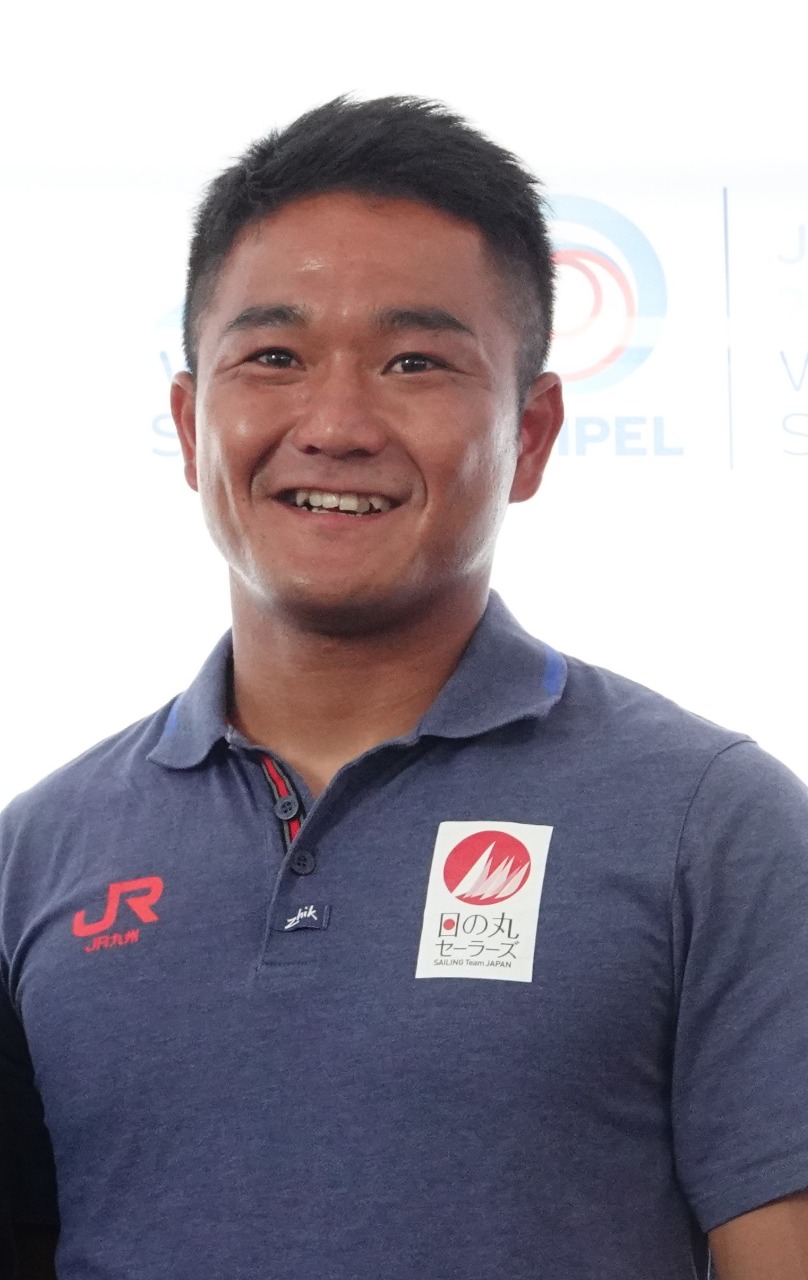 写真:外薗 潤平 選手