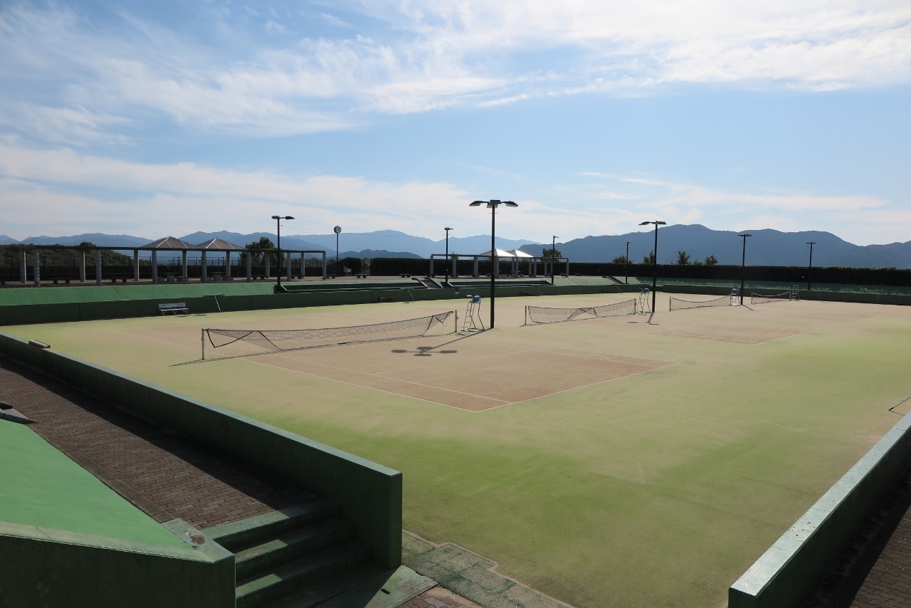 写真:田川市市民テニスコート