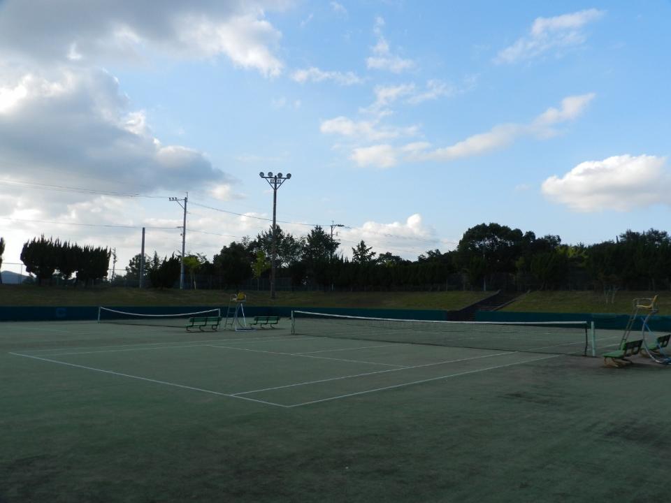 川崎町民運動公園テニス場
