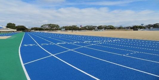 久留米総合スポーツセンター陸上競技場