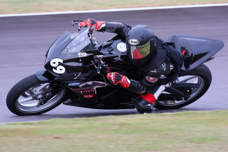大分県SPA直入にてCBR250R初走行
